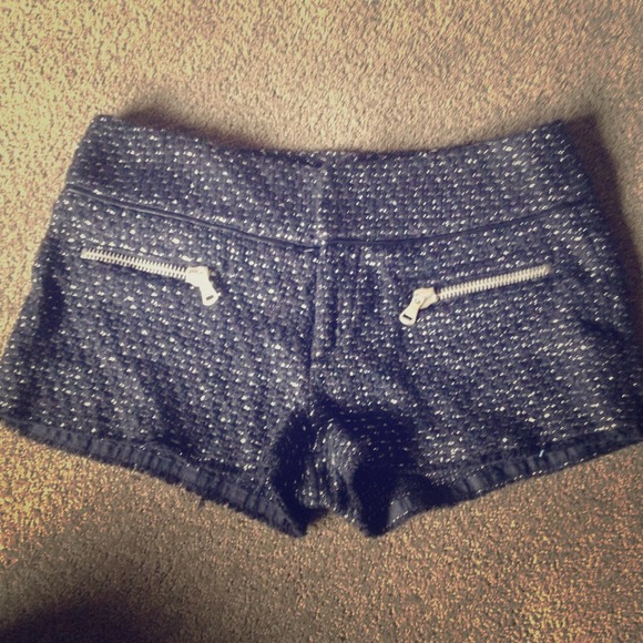 Adorable Zara shorts!