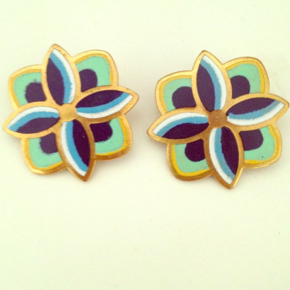 ❌❌Sold in bundle! Fun vintage clip-on earrings