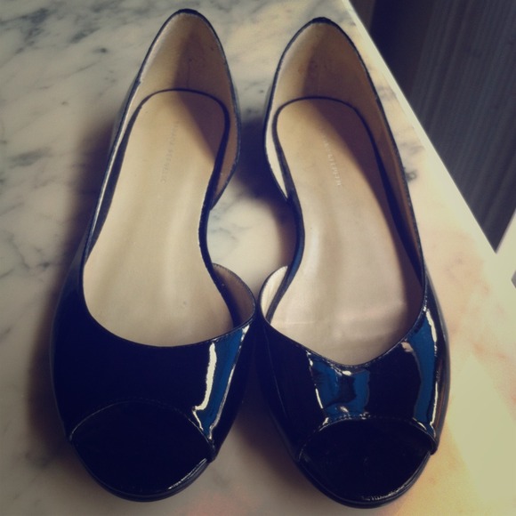 Banana republic peep toe flats