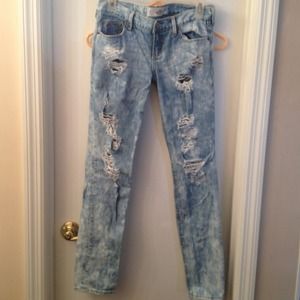 Hollister skinny jeans- size 3
