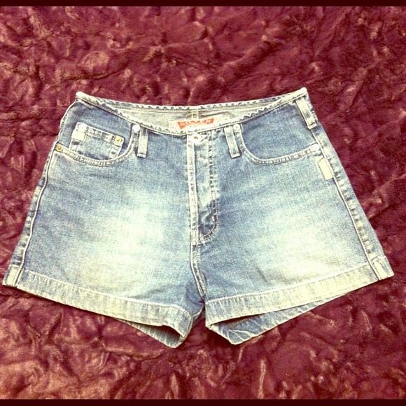 📦BUNDLE TRADE!💞SILVER Jean SHORTS 29➕Lace Top M