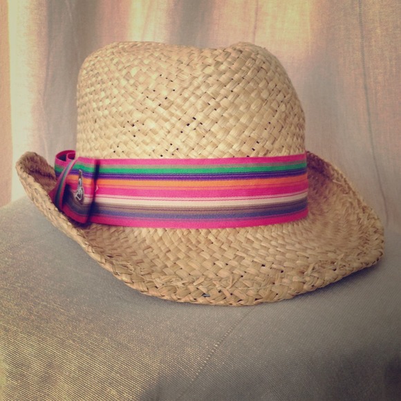 🎀Traded🎀Summer Roxy straw hat!✨☀🌊👙