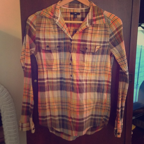 Gap plaid long sleeve shirt