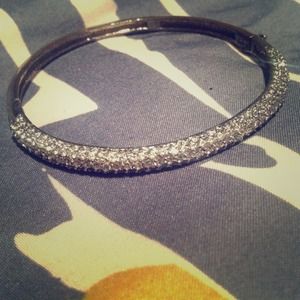 Bangle and ring bundle