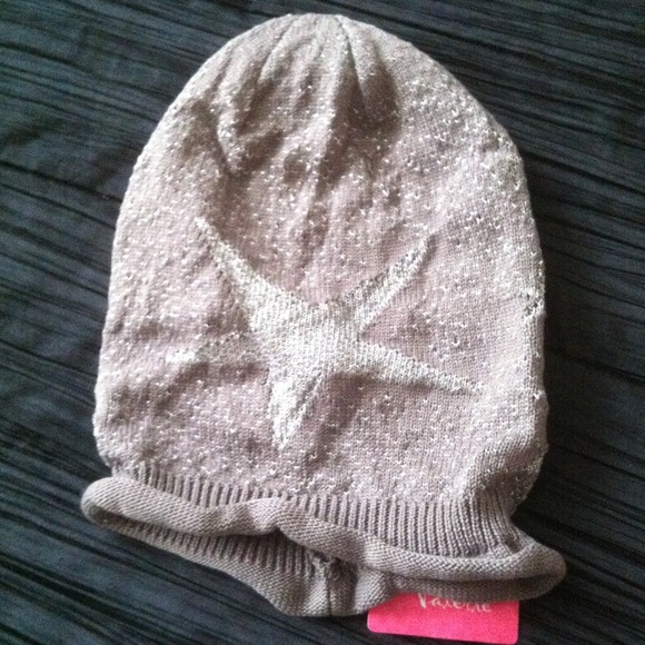 Accessories - Gray star beanie
