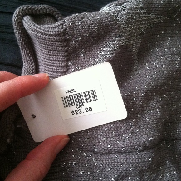 Gray star beanie - Picture 3 of 4