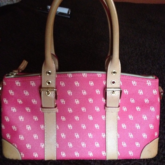 SOLD!!!! Dooney and Bourke original handbag