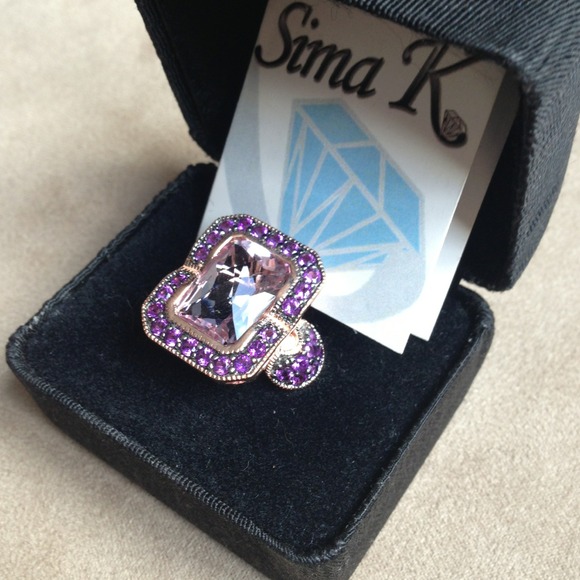 Accessories - REDUCED AGAIN! Amethyst ring