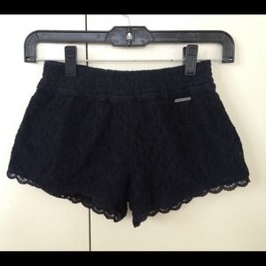Bundle Abercrombie lace/high waisted shorts