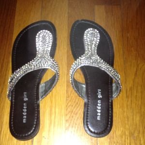 Madden Girl sandals sz 6