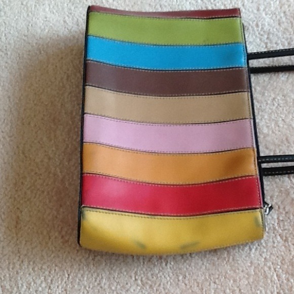 Colorful but muted purse - Picture 2 of 2