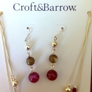 Croft&Barrow Earring and Necklace Set