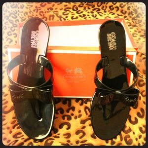 🔴🔴🔴SOLD🔴🔴🔴Coach Jelly Sandals