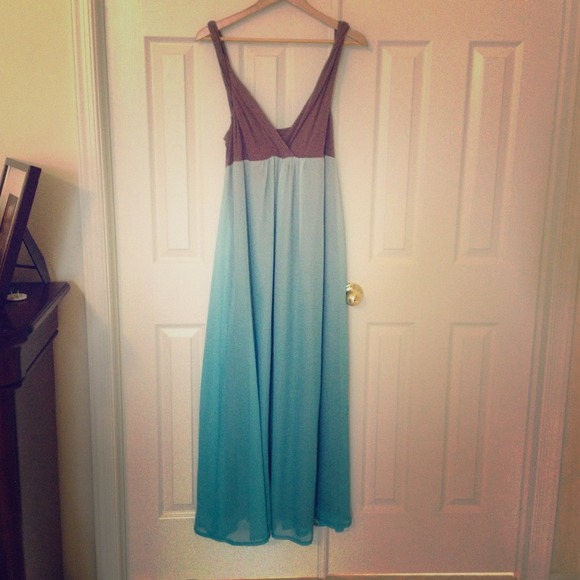 Liz Lange maternity Dress