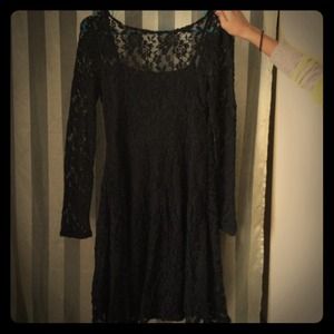 Black Long Sleeved A-Line Velvet Lace Dress