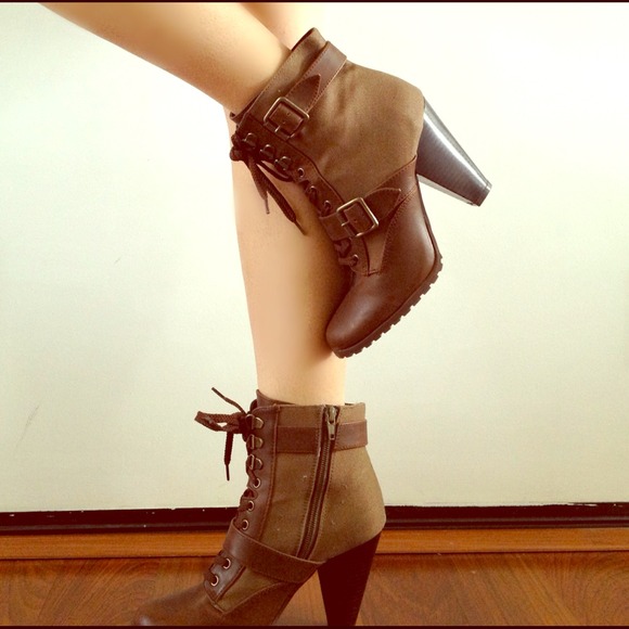 Boots - Ankle boots