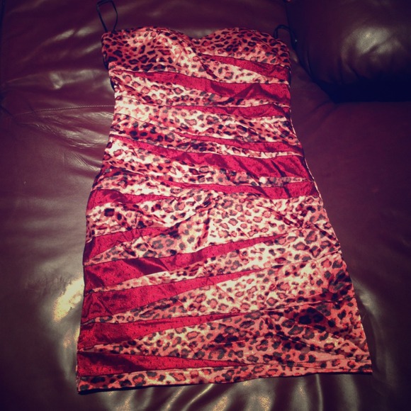 Sexy red animal print dress - Picture 1 of 2