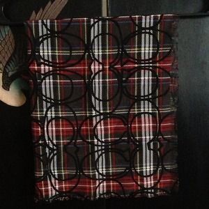 🔴🔴SOLD🔴🔴  AUTH Coach plaid scarf