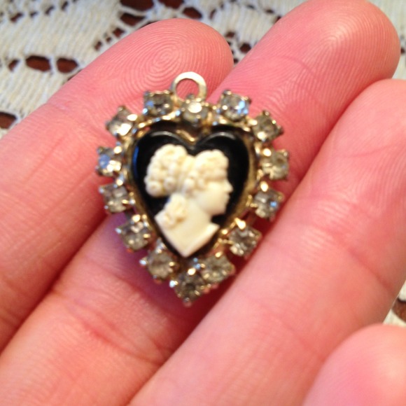 Vintage Cameo & Virgin Pendant Bundle