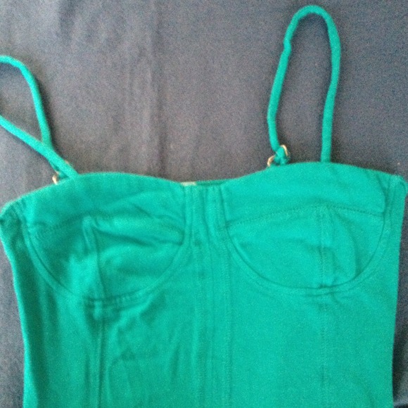 Too small - Picture 2 of 2