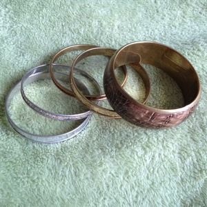 Set of 5 Bangles