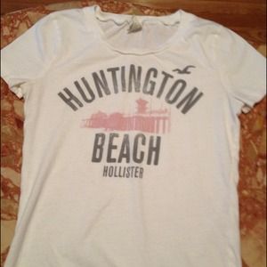 ❌Sold❌ Hollister T-shirt
