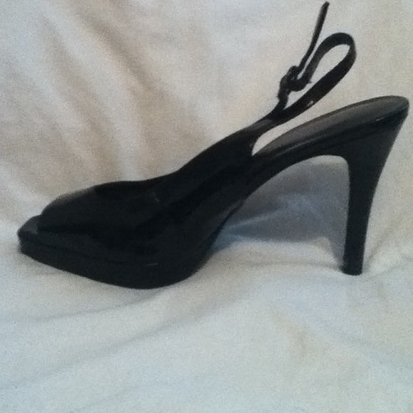 *REDUCED* Fioni Black Pattened Open Toe 4' Heels - Picture 2 of 4