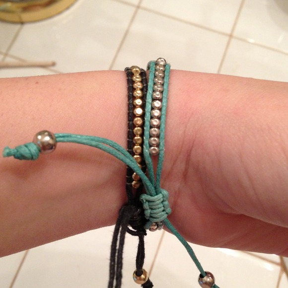 Jewelry - ❌BUNDLED❌Adjustable turquoise and black bracelet