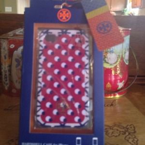 Free Gift with $150 Purchase!!