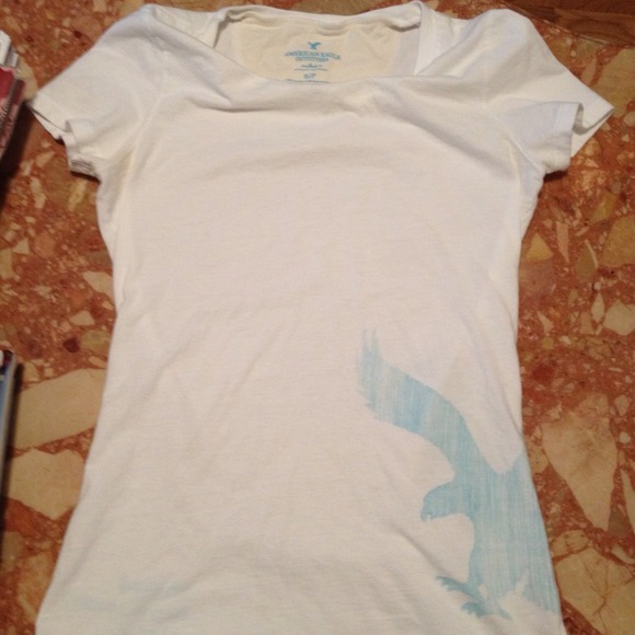 ❌Sold❌ American Eagle T-shirt
