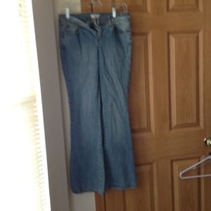 S.o size 9 jeans