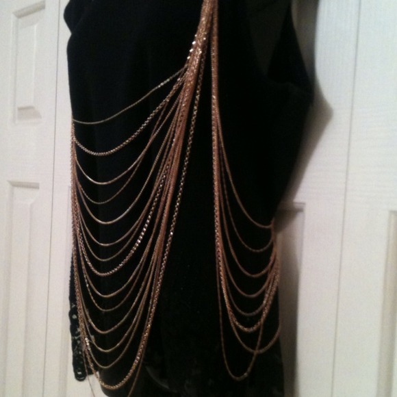 GOLD BODY CHAIN A MUST FOR CLOTHES DIVA'S - Picture 3 of 4
