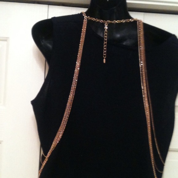 GOLD BODY CHAIN A MUST FOR CLOTHES DIVA'S - Picture 4 of 4