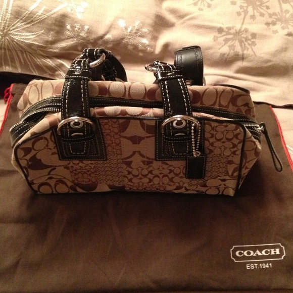 Authentic coach purse