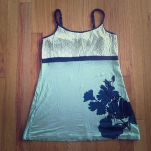 Athleta Lululemon Style Tunic Yoga Top