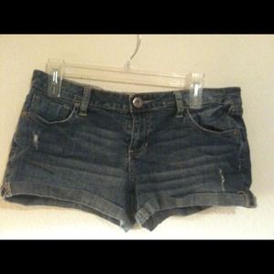 Blue jean short shorts
