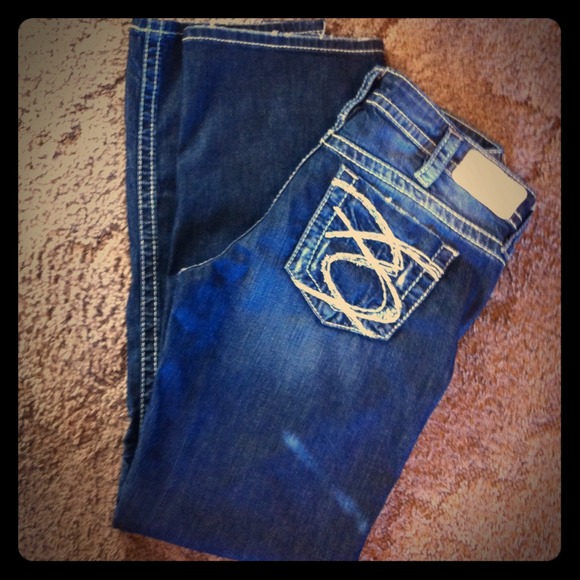 🚩🚩SOLD🚩🚩⭐⭐SILVER JEANS⭐⭐