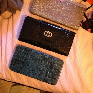 Sparkly, Gucci, snake skin wallets