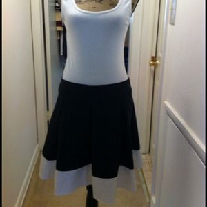 H & M Black and White Skirt