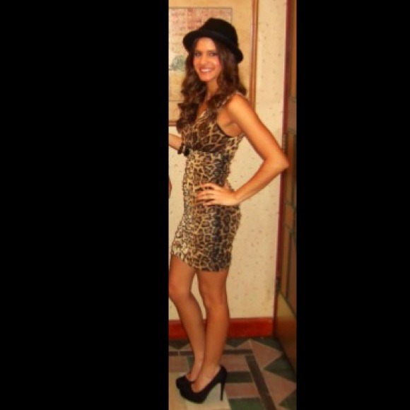 Cheetah print dress! - Picture 3 of 3