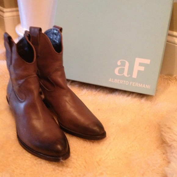 Brand New Luxury Cowboy Boots