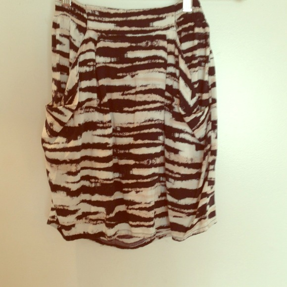H&M black rose and white print flowy mini