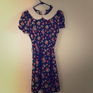 NWOT Forever 21 Peaches Dress