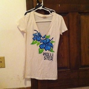 Hollister T-Shirt