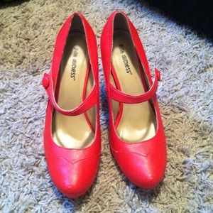 😊REDUCED😊 Red Faux Leather Mary Jane
