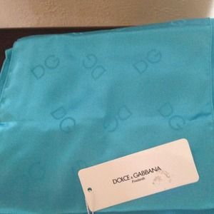 Authentic D&G scarf. 🌟🌟REDUCED🌟🌟