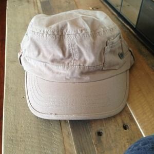 Roxy hat