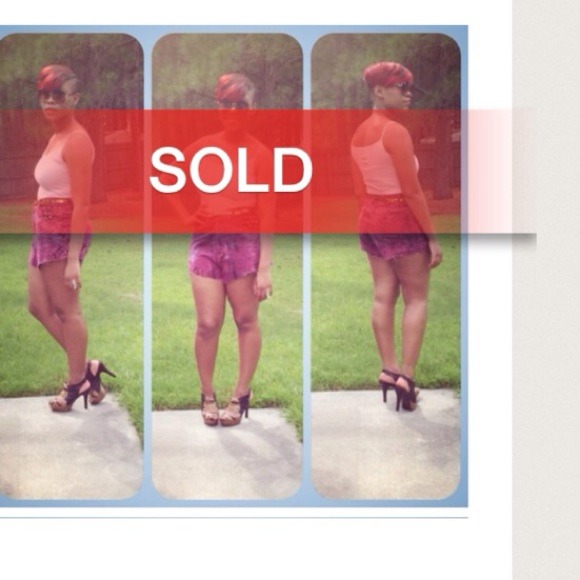 Customized:High waisted printed SHORTS