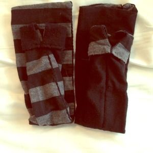 Reversible black/striped long fingerless gloves