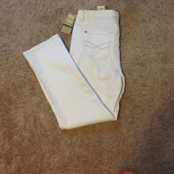 White straight fit jeans - Picture 1 of 2